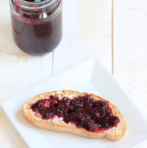 sweet-basil-and-blackberry-jam